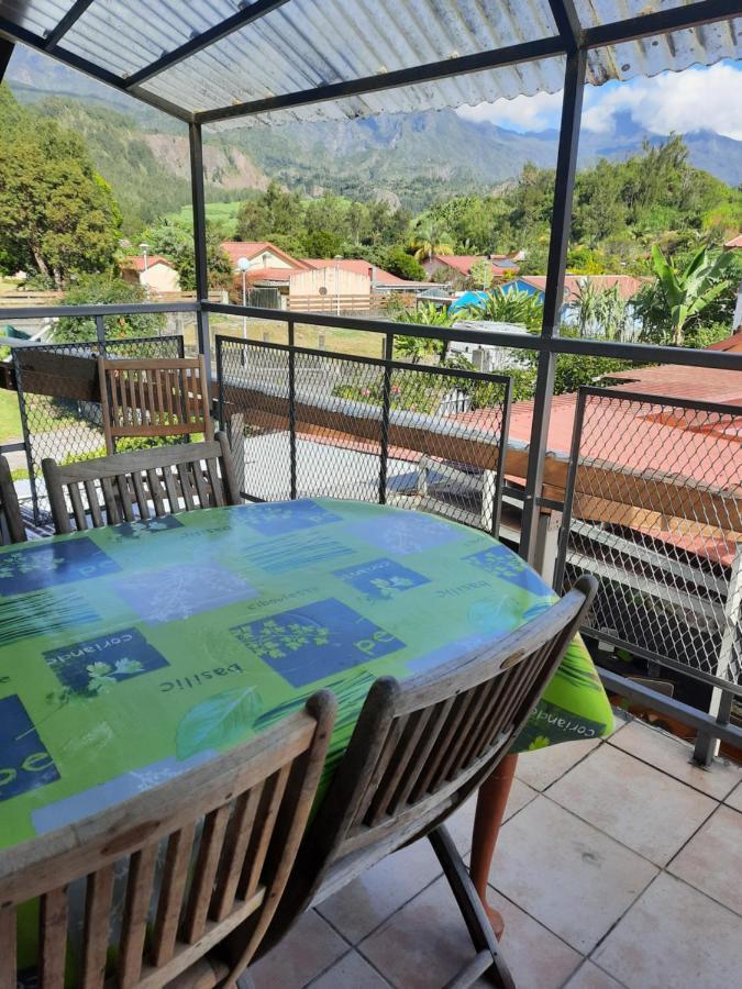 Cascades De La Mare A Poule D'Eau Villa ซาลาซี ภายนอก รูปภาพ