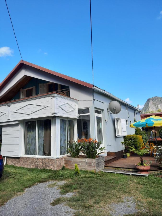 Cascades De La Mare A Poule D'Eau Villa ซาลาซี ภายนอก รูปภาพ